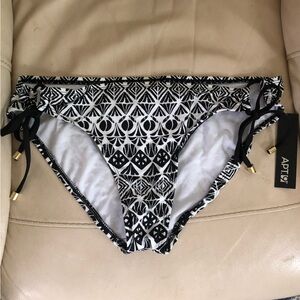 NWT Women’s Large Apt 9 Adjustable Black & White Hipster Bikini Swim Bottom